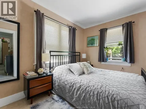1025 Campbell Avenue Windsor ON N9B 2J4