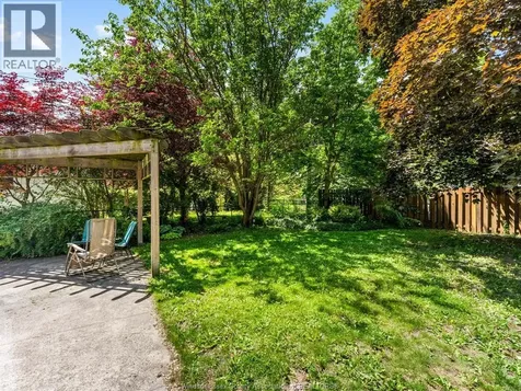 1025 Campbell Avenue Windsor ON N9B 2J4
