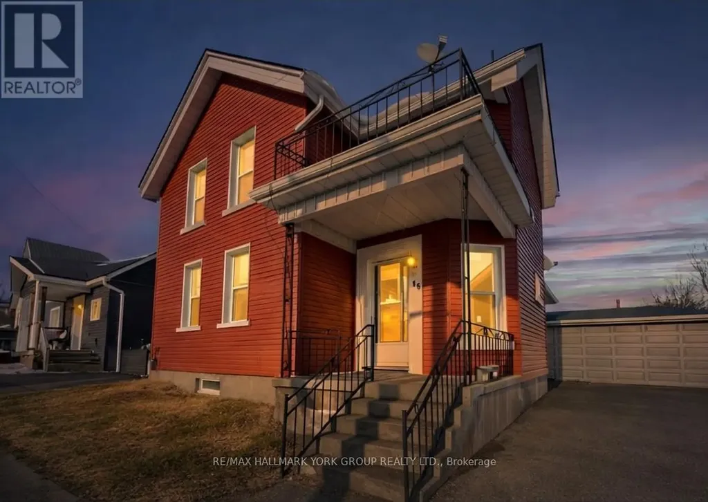 16 Albert Street North Orillia ON L3V 5K1