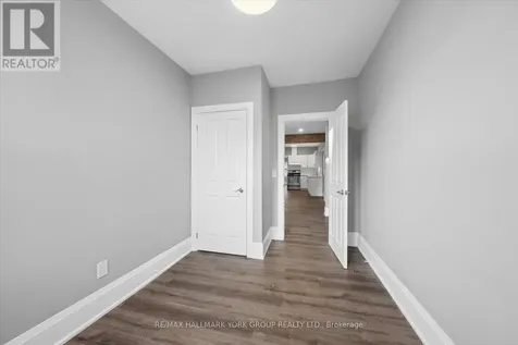 16 Albert Street North Orillia ON L3V 5K1