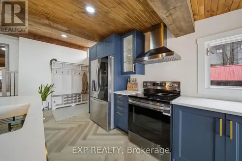 15 Neely Street Ottawa ON K0A 1T0