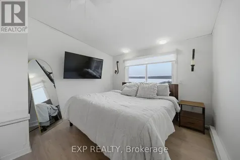 15 Neely Street Ottawa ON K0A 1T0