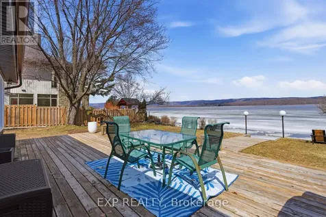 15 Neely Street Ottawa ON K0A 1T0