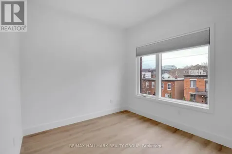 109 Russell Avenue Ottawa ON K1N 7X2
