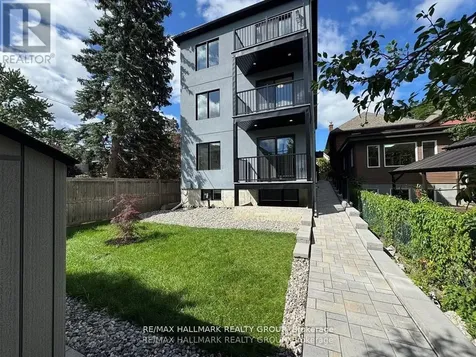 109 Russell Avenue Ottawa ON K1N 7X2