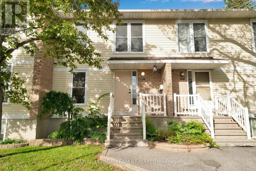 282 Dalehurst Drive Ottawa ON K2G 4J5