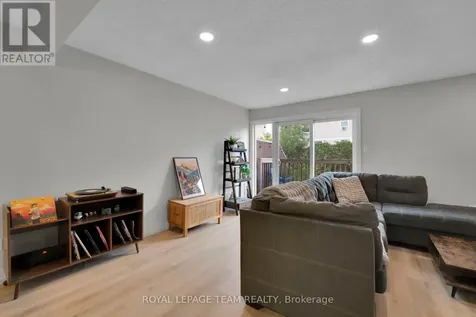 282 Dalehurst Drive Ottawa ON K2G 4J5