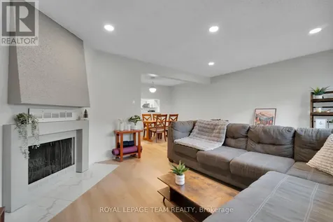 282 Dalehurst Drive Ottawa ON K2G 4J5