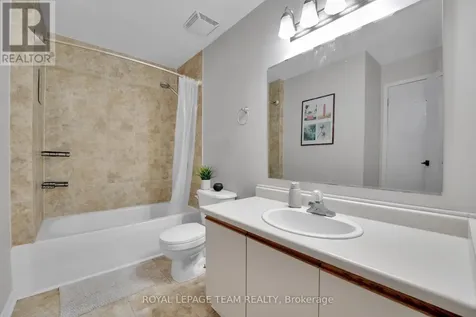 282 Dalehurst Drive Ottawa ON K2G 4J5