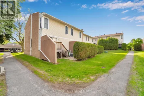 282 Dalehurst Drive Ottawa ON K2G 4J5