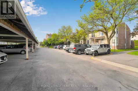282 Dalehurst Drive Ottawa ON K2G 4J5