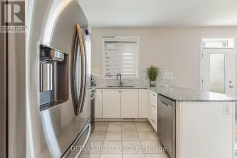 708 Vennecy Terrace Ottawa ON K1W 0N5