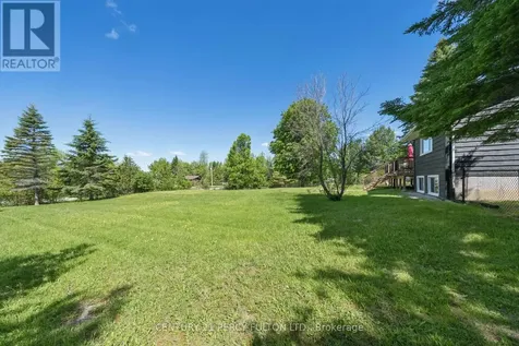 1935 Pratt's Marina Road Selwyn ON K0L 2H0