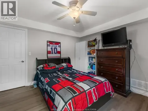 1814 Central Avenue Windsor ON N8W 4H7
