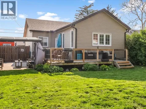 1814 Central Avenue Windsor ON N8W 4H7