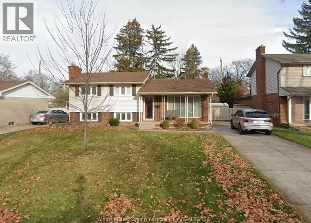 3240 Askin Avenue Windsor ON N9E 3J5