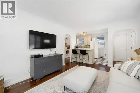 1071 Fairview Boulevard Windsor ON N8S 3E6