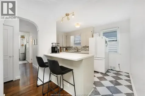 1071 Fairview Boulevard Windsor ON N8S 3E6