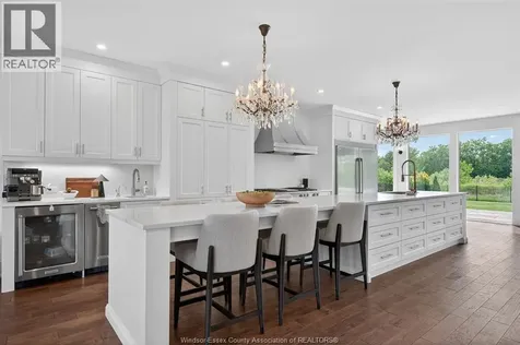 3889 St Francis Crescent Lasalle ON N9H 0E8