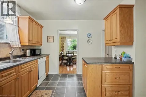 2068 Wellington Avenue Burlington ON L7R 1P3