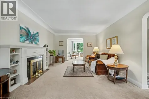2068 Wellington Avenue Burlington ON L7R 1P3