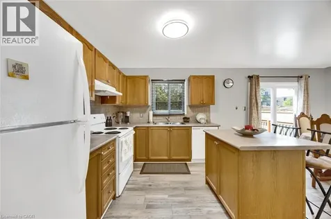 34 Phair Crescent London ON N5Z 5B5