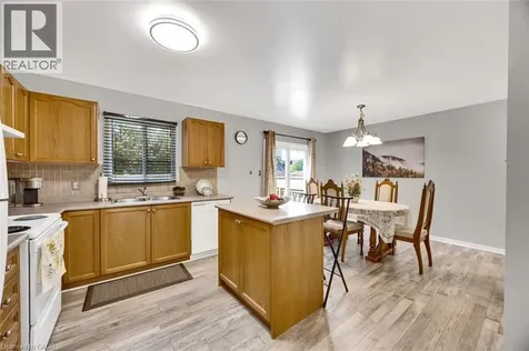 34 Phair Crescent London ON N5Z 5B5