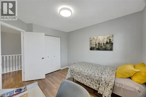 34 Phair Crescent London ON N5Z 5B5