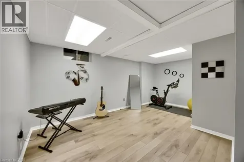 34 Phair Crescent London ON N5Z 5B5