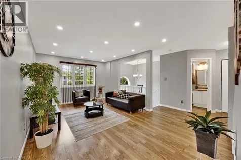 34 Phair Crescent London ON N5Z 5B5