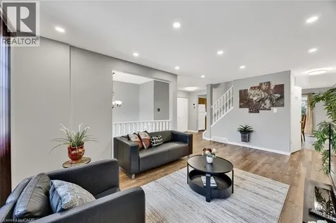 34 Phair Crescent London ON N5Z 5B5