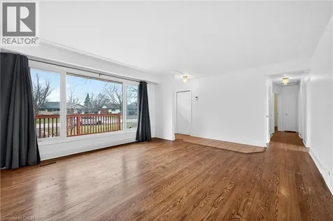 226 Bel-air Avenue Stoney Creek ON L8E 5K2