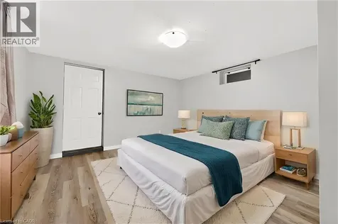 226 Bel-air Avenue Stoney Creek ON L8E 5K2