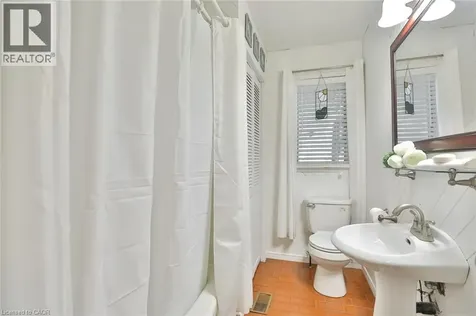 226 Bel-air Avenue Stoney Creek ON L8E 5K2