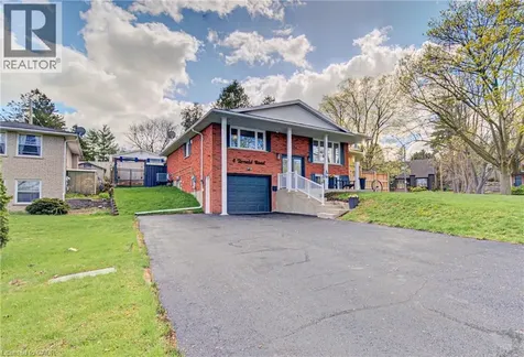 4 Ronald Road Cambridge ON N1S 4N1
