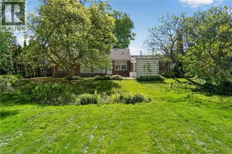 53 Lovers Lane Ancaster ON L9G 1G5