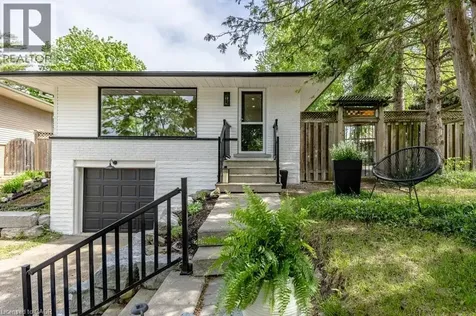 22 Charlotte Crescent Kitchener ON N2B 2K3