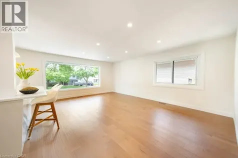 22 Charlotte Crescent Kitchener ON N2B 2K3