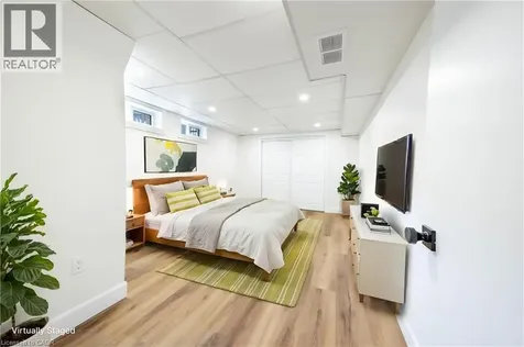 22 Charlotte Crescent Kitchener ON N2B 2K3