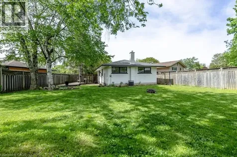 22 Charlotte Crescent Kitchener ON N2B 2K3