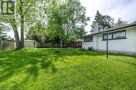 22 Charlotte Crescent Kitchener ON N2B 2K3