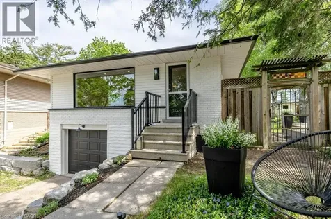 22 Charlotte Crescent Kitchener ON N2B 2K3