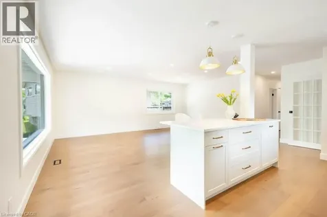 22 Charlotte Crescent Kitchener ON N2B 2K3