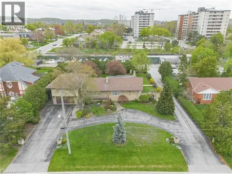 262 Hixon Road Hamilton ON L8K 2C5
