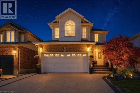 913 Copper Leaf Crescent Kitchener ON N2E 3W1