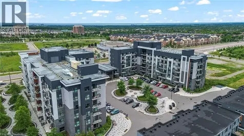 102 Grovewood Common Oakville ON L6H 0X2