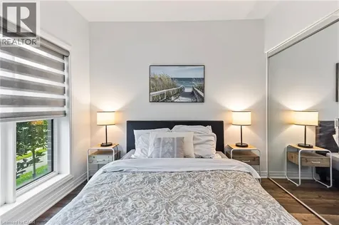 102 Grovewood Common Oakville ON L6H 0X2