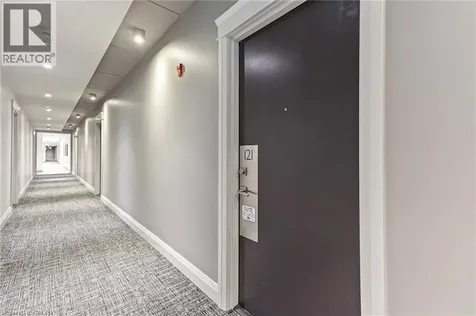 102 Grovewood Common Oakville ON L6H 0X2