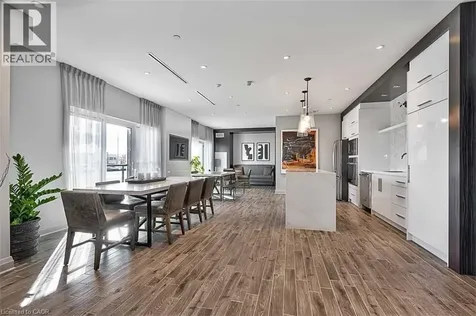 102 Grovewood Common Oakville ON L6H 0X2