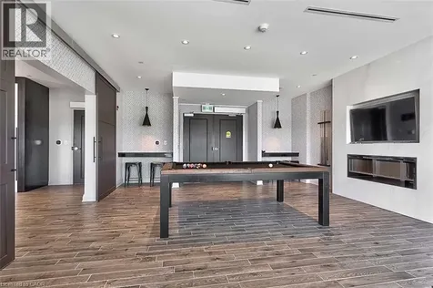 102 Grovewood Common Oakville ON L6H 0X2